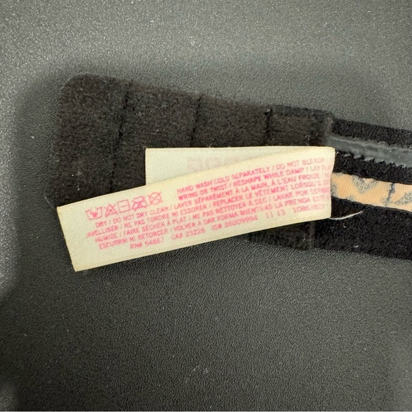 Victoria's Secret Pink Leopard Print Bra size 34B - Picture 9 of 9